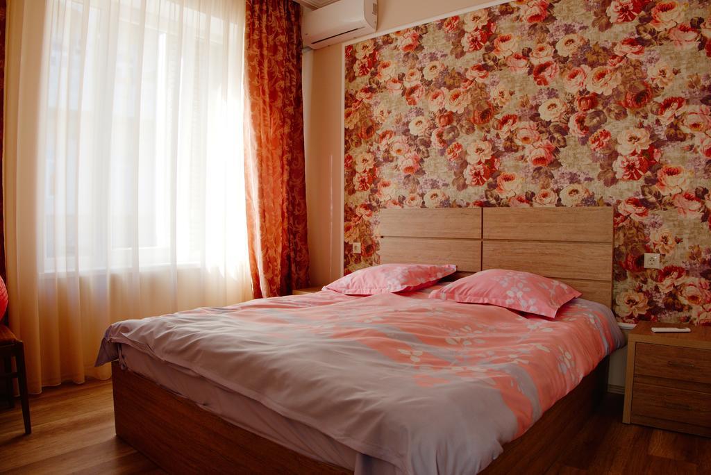 Guest House Aisi ซิคนาคี ภายนอก รูปภาพ