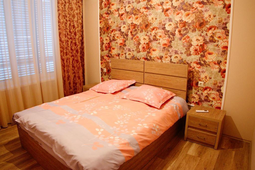 Guest House Aisi ซิคนาคี ภายนอก รูปภาพ