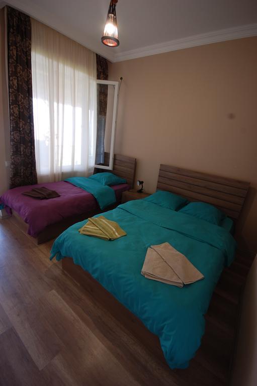Guest House Aisi ซิคนาคี ภายนอก รูปภาพ